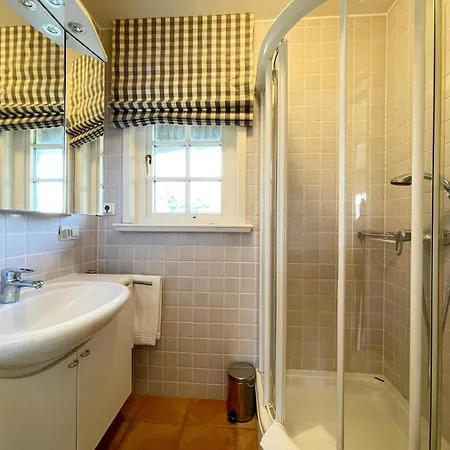 Reetdachhäuschen Lütt In