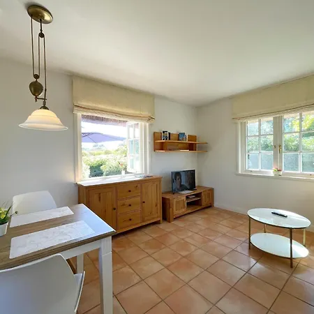 Reetdachhäuschen Lütt In Ferienhaus