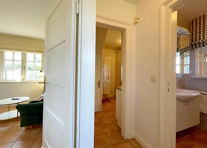 Casa de Férias Reetdachhaeuschen Luett In Kampen