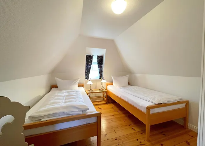 Reetdachhaeuschen Luett In Casa de Férias